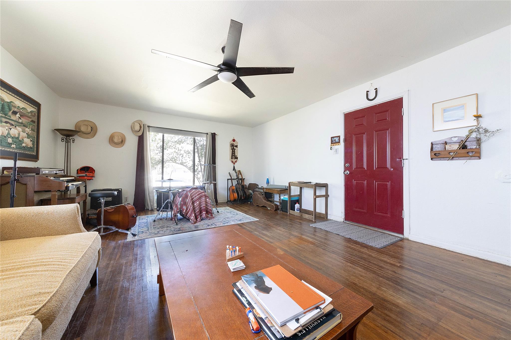 936 Cheatham St, San Marcos, TX 78666