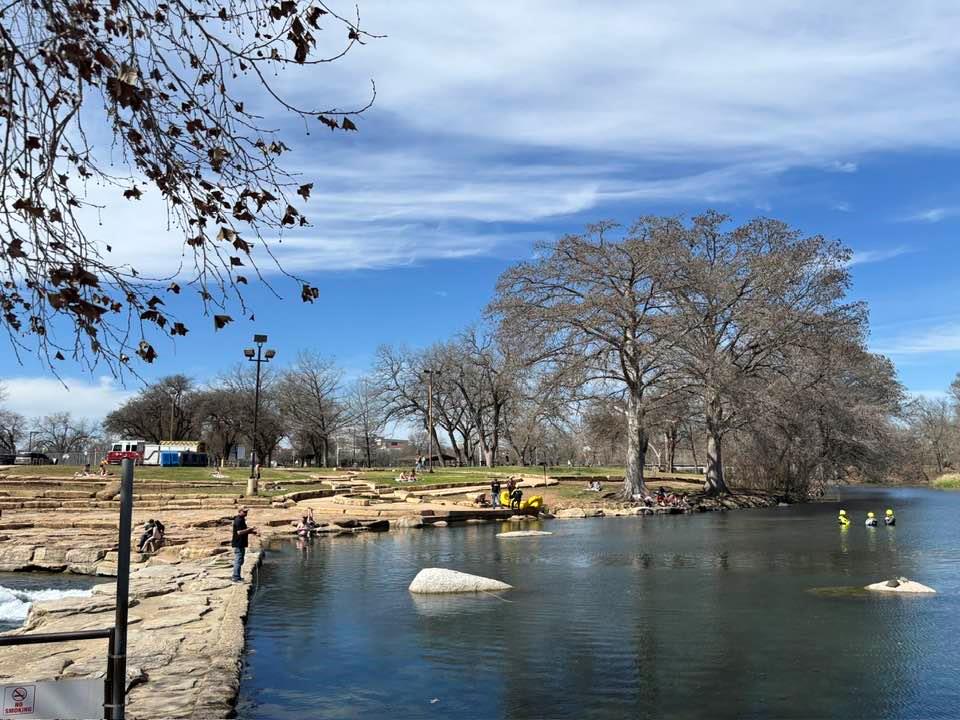 936 Cheatham St, San Marcos, TX 78666