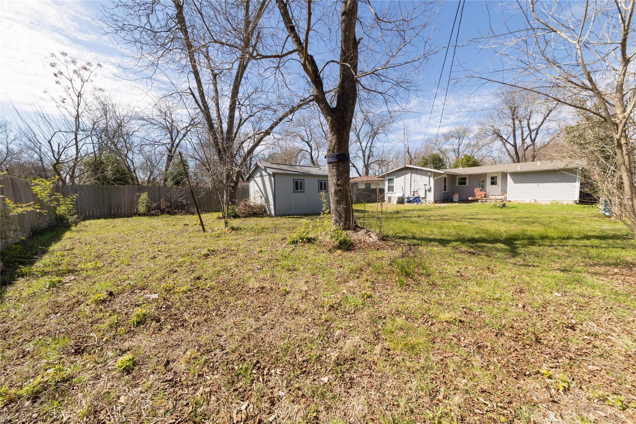 936 Cheatham St, San Marcos, TX 78666