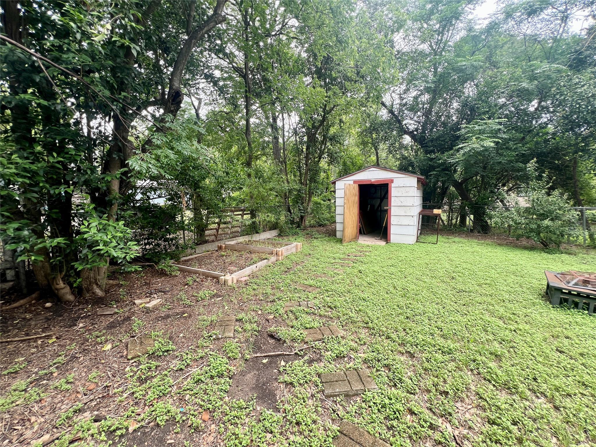 1808 E 38 1/2 St, Austin, TX 78722