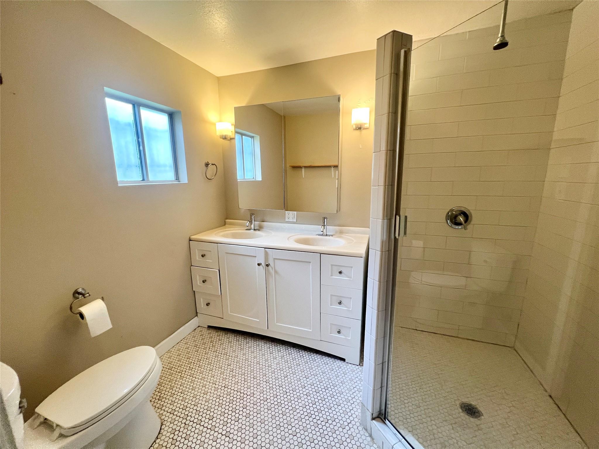 1808 E 38 1/2 St, Austin, TX 78722