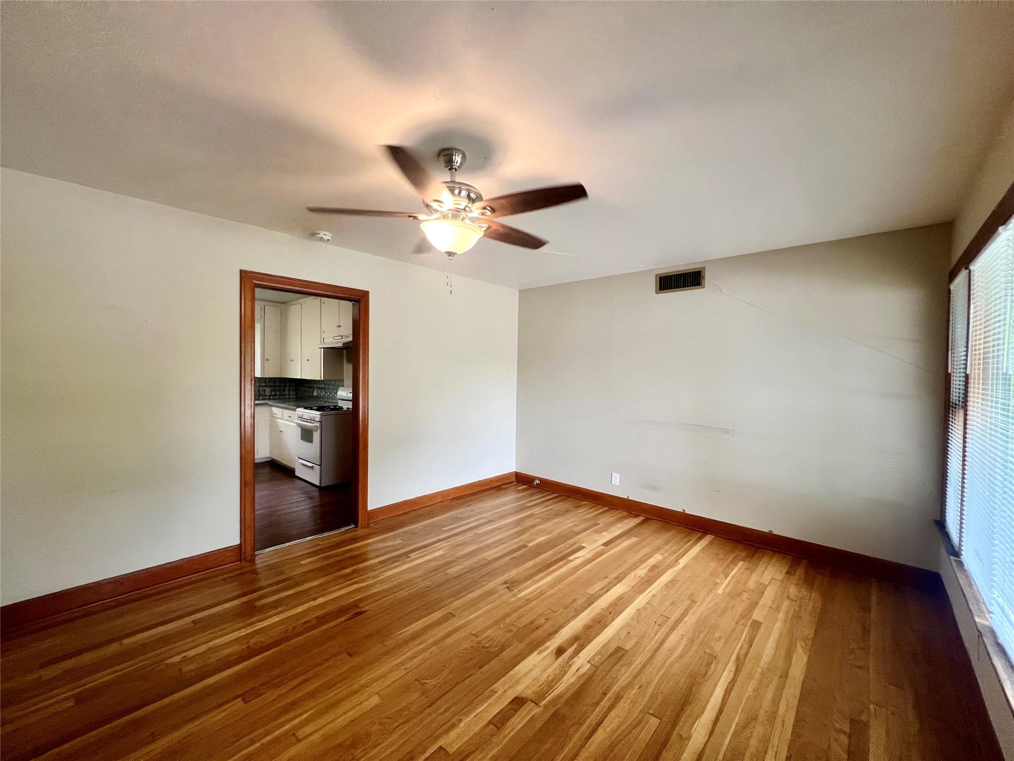 1808 E 38 1/2 St, Austin, TX 78722
