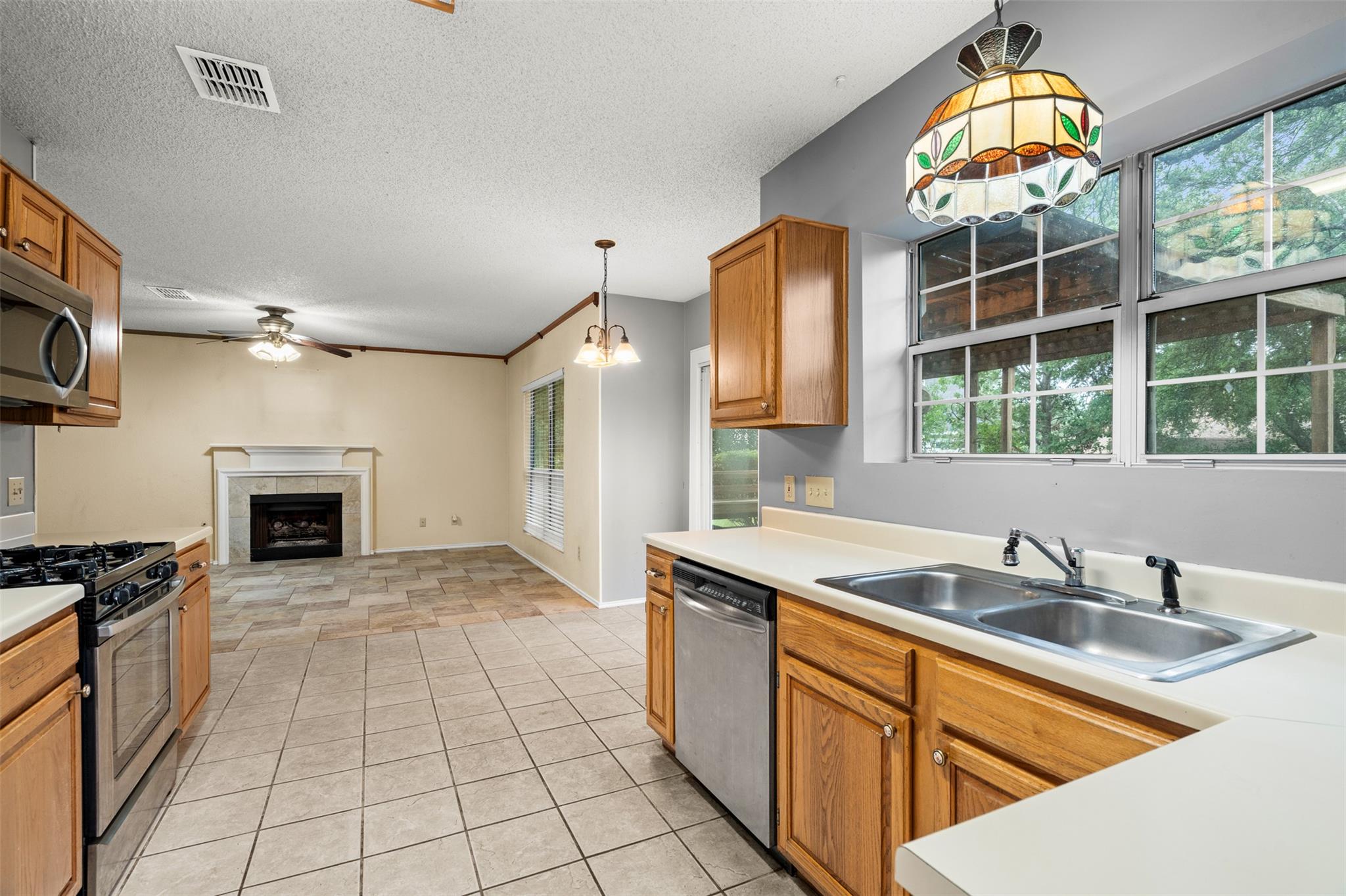 16606 Mixtli Cv, Leander, TX 78641