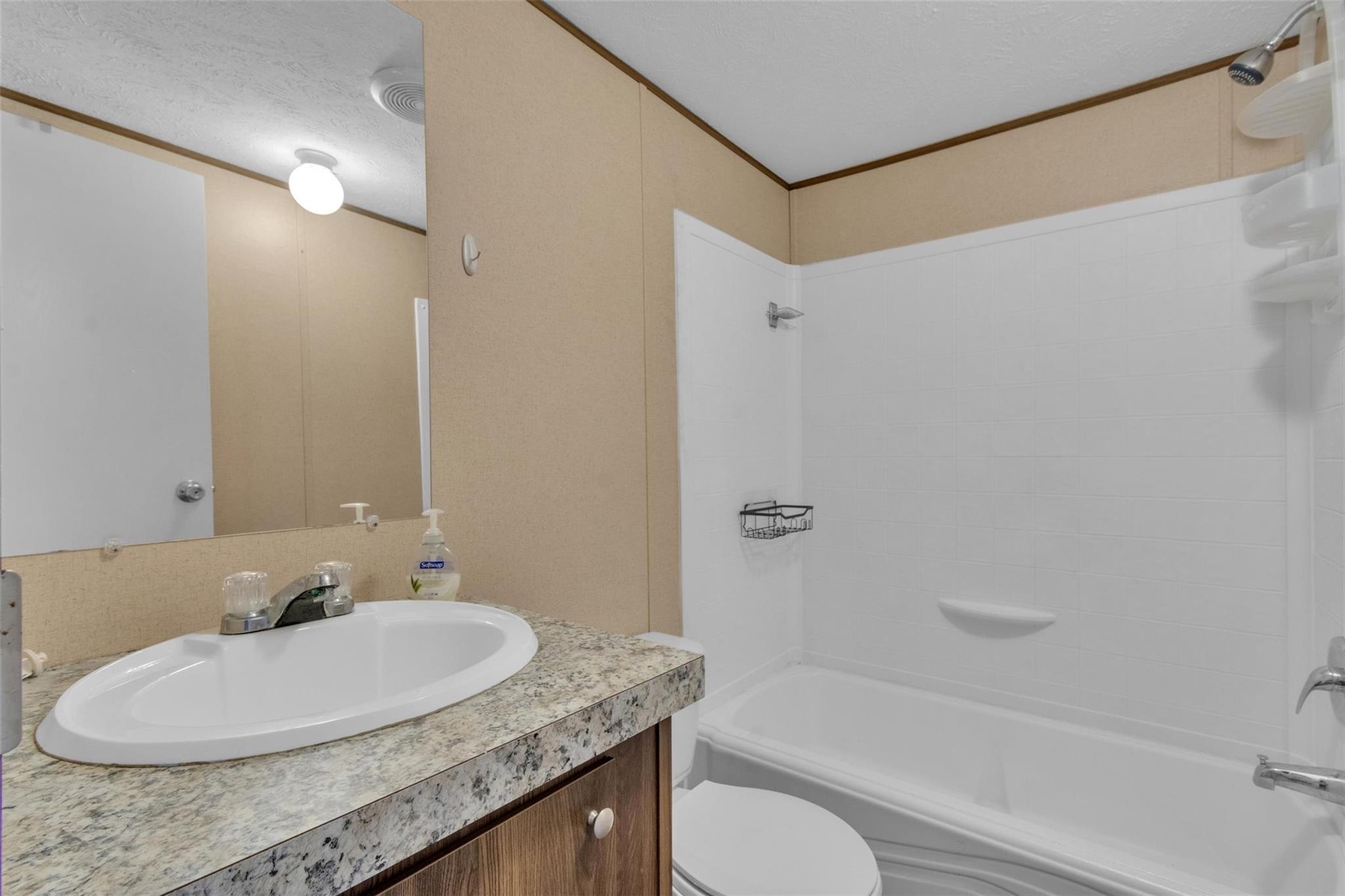 612-618 Bylerpool Rd, Kingsbury, TX 78638