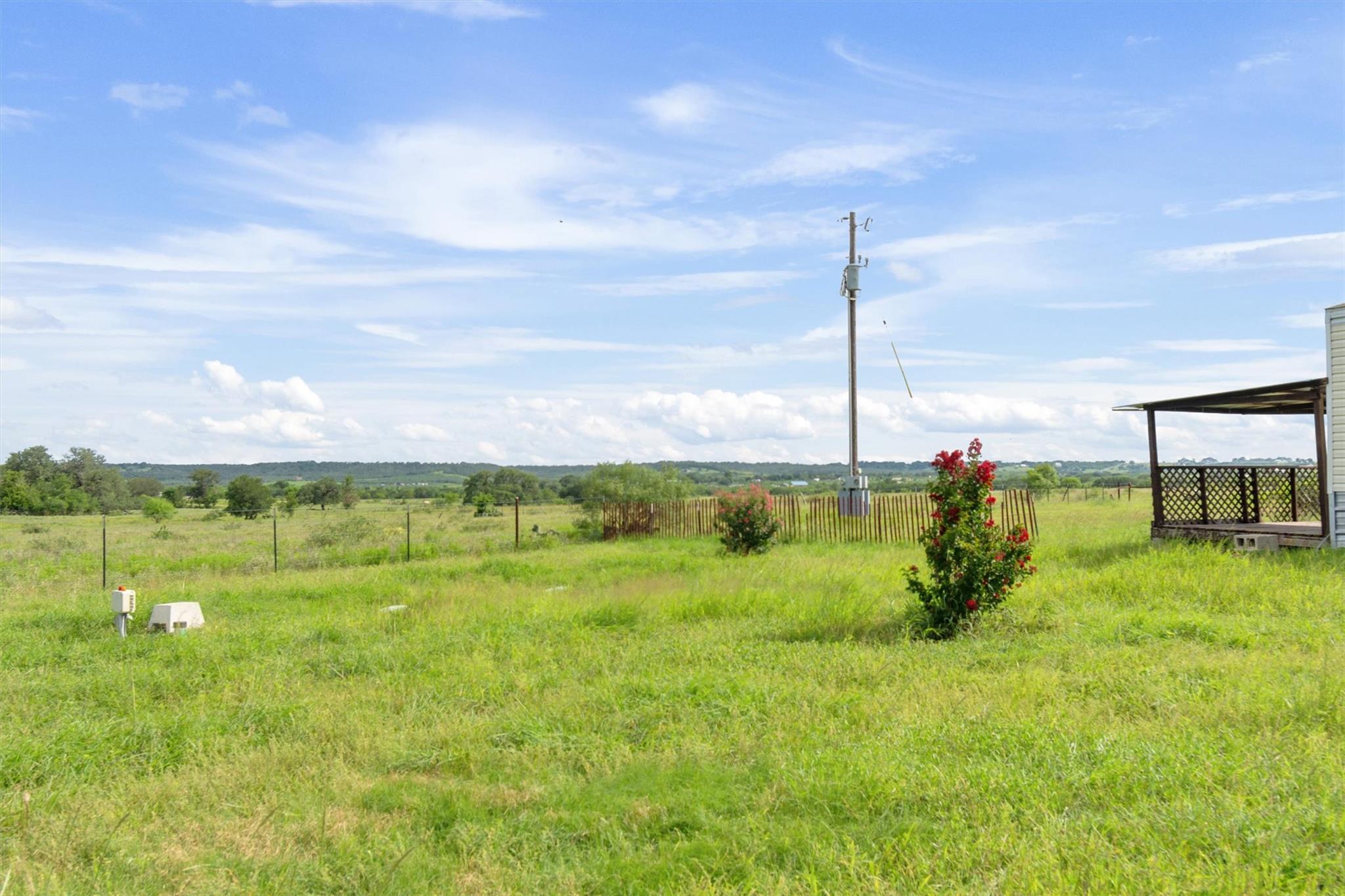 612-618 Bylerpool Rd, Kingsbury, TX 78638