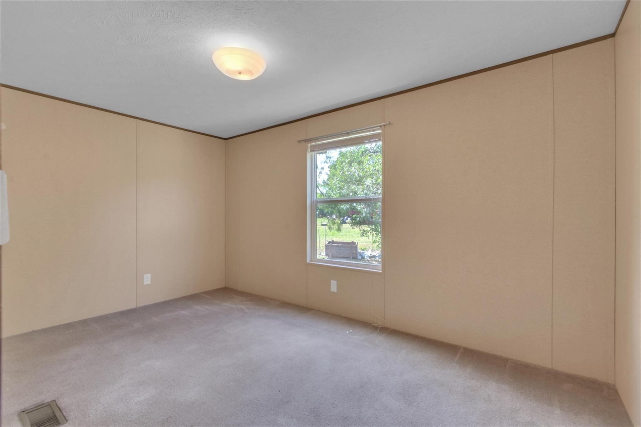 612-618 Bylerpool Rd, Kingsbury, TX 78638