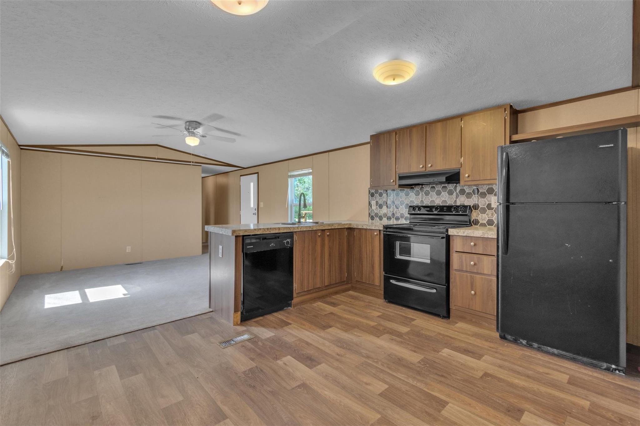 612-618 Bylerpool Rd, Kingsbury, TX 78638