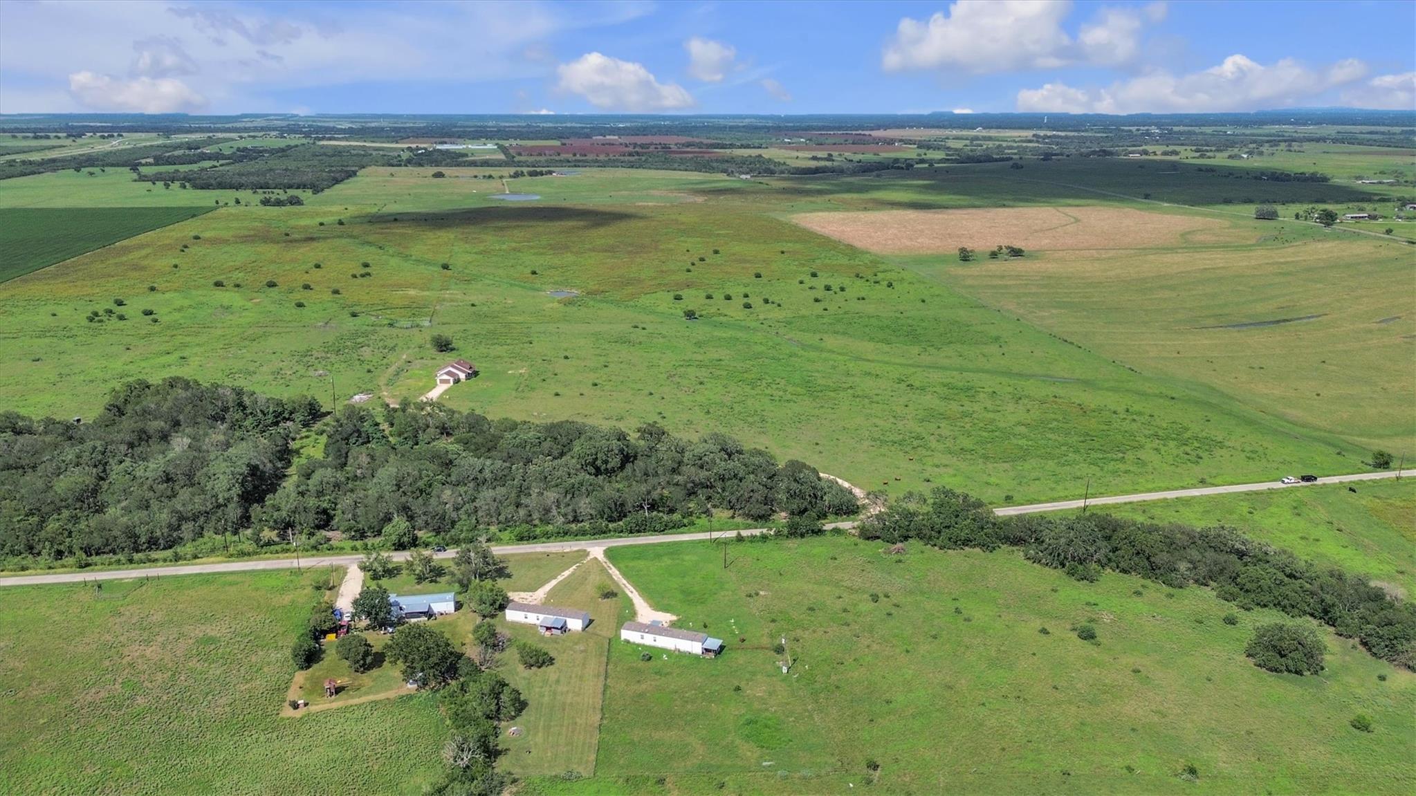 612-618 Bylerpool Rd, Kingsbury, TX 78638