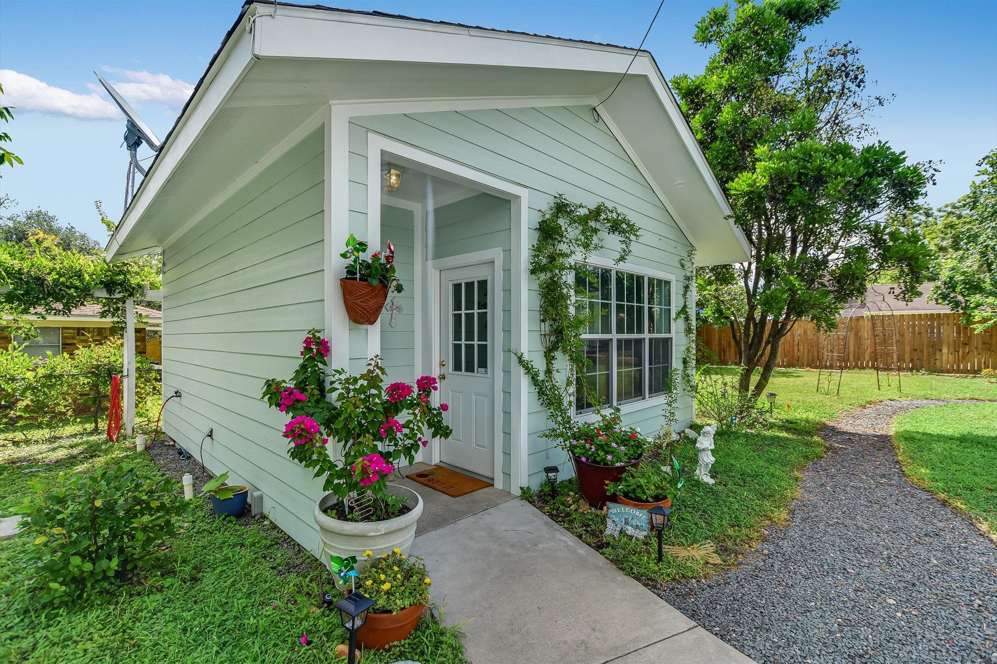 864 N Franklin St, La Grange, TX 78945