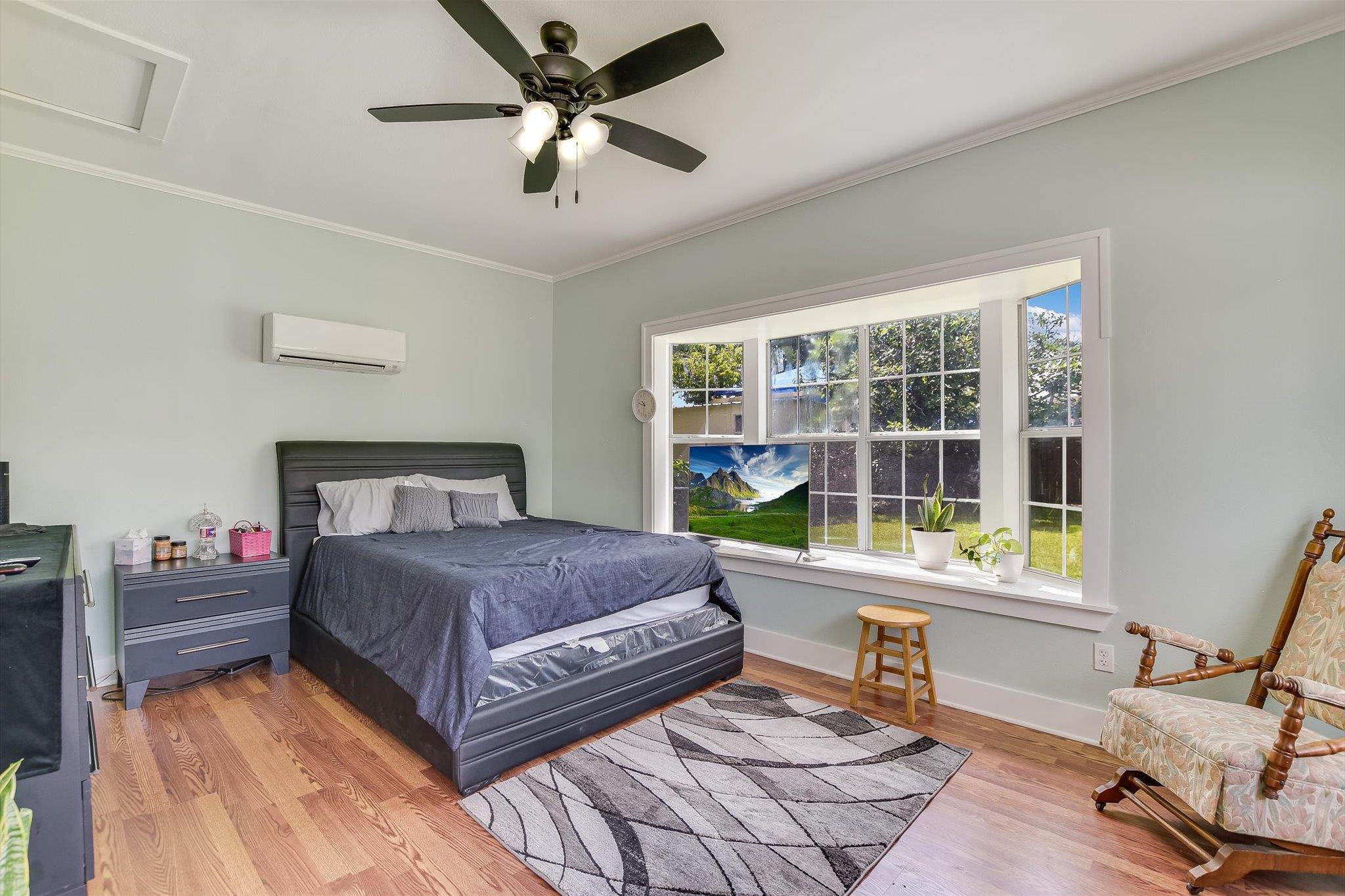 864 N Franklin St, La Grange, TX 78945