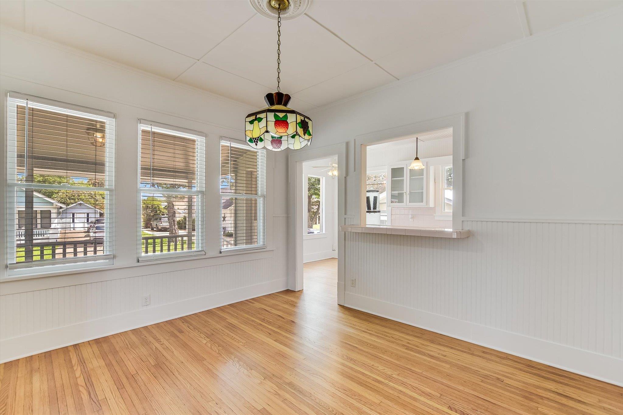 864 N Franklin St, La Grange, TX 78945