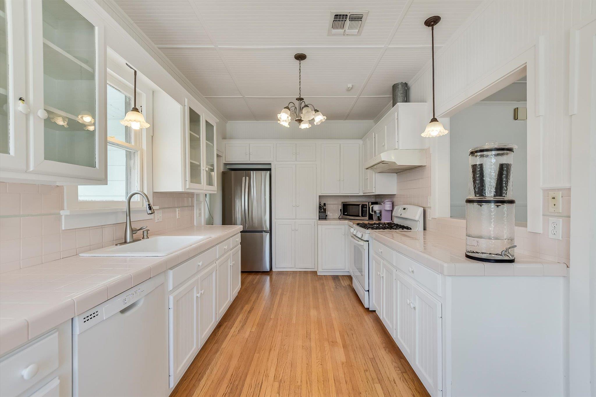 864 N Franklin St, La Grange, TX 78945