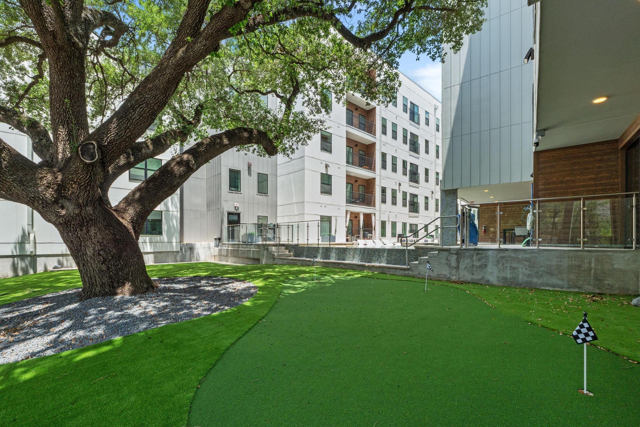 2500 Longview St # 303, Austin, TX 78705