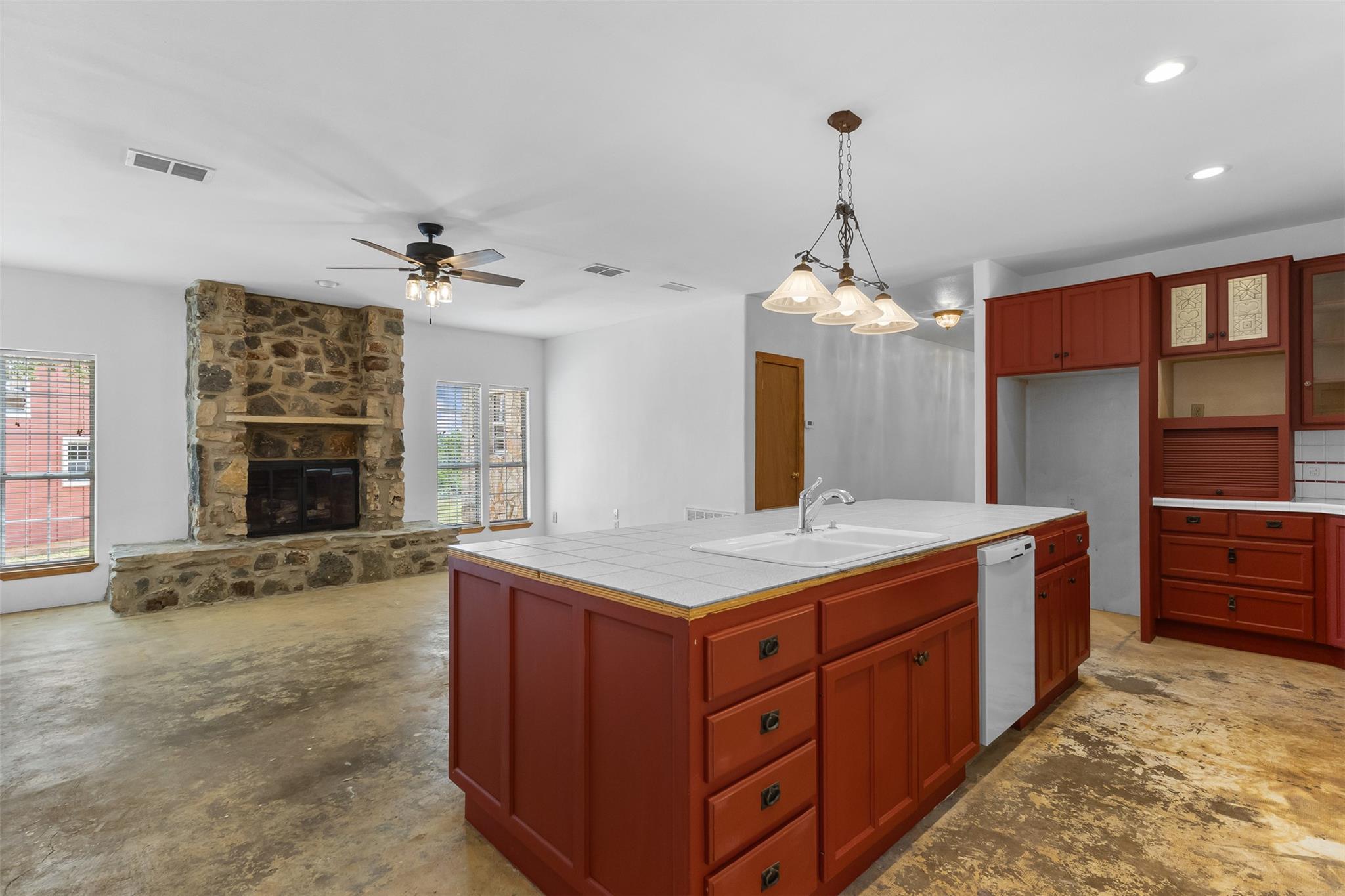 700 Camino De Rancho, Wimberley, TX 78676