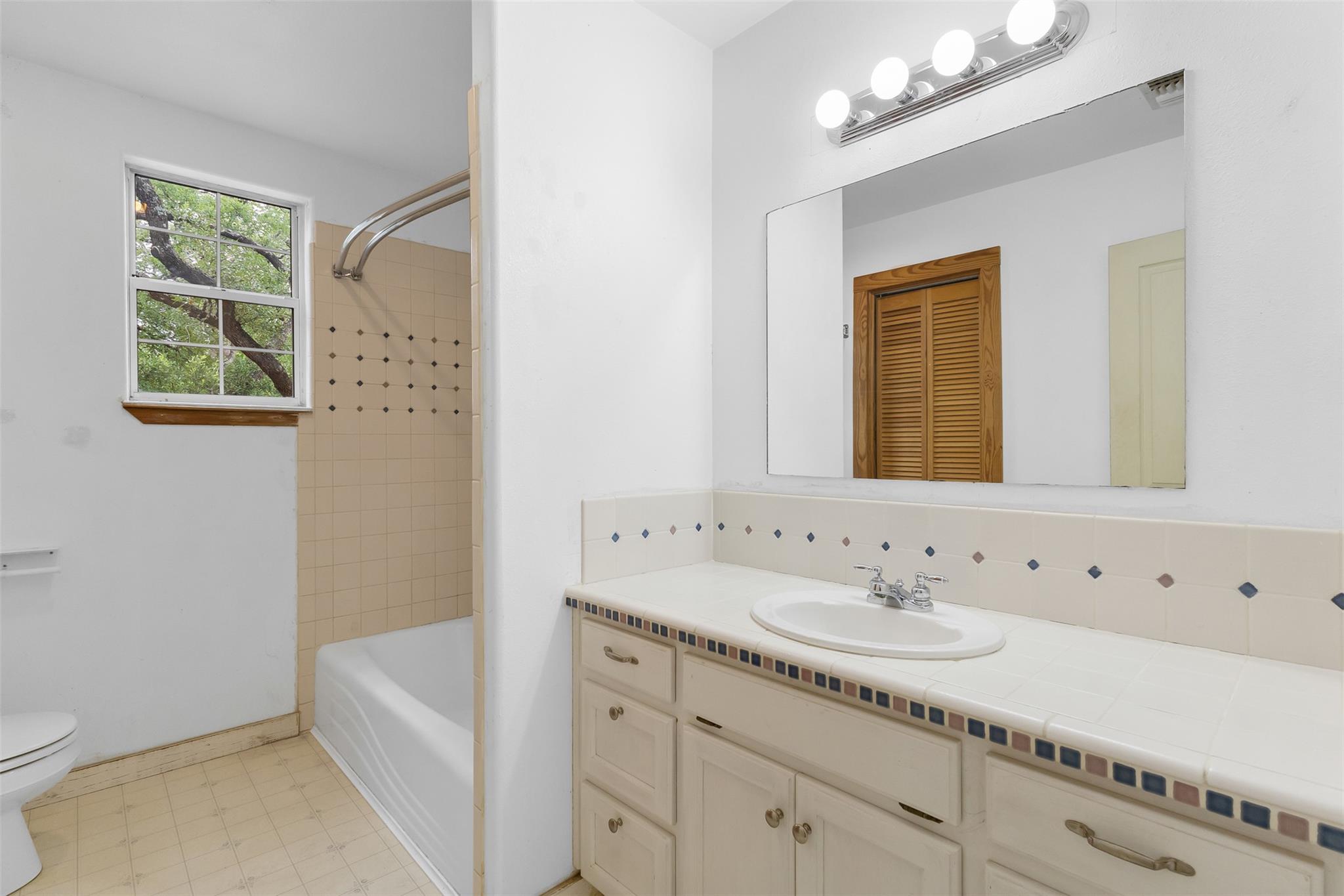 700 Camino De Rancho, Wimberley, TX 78676