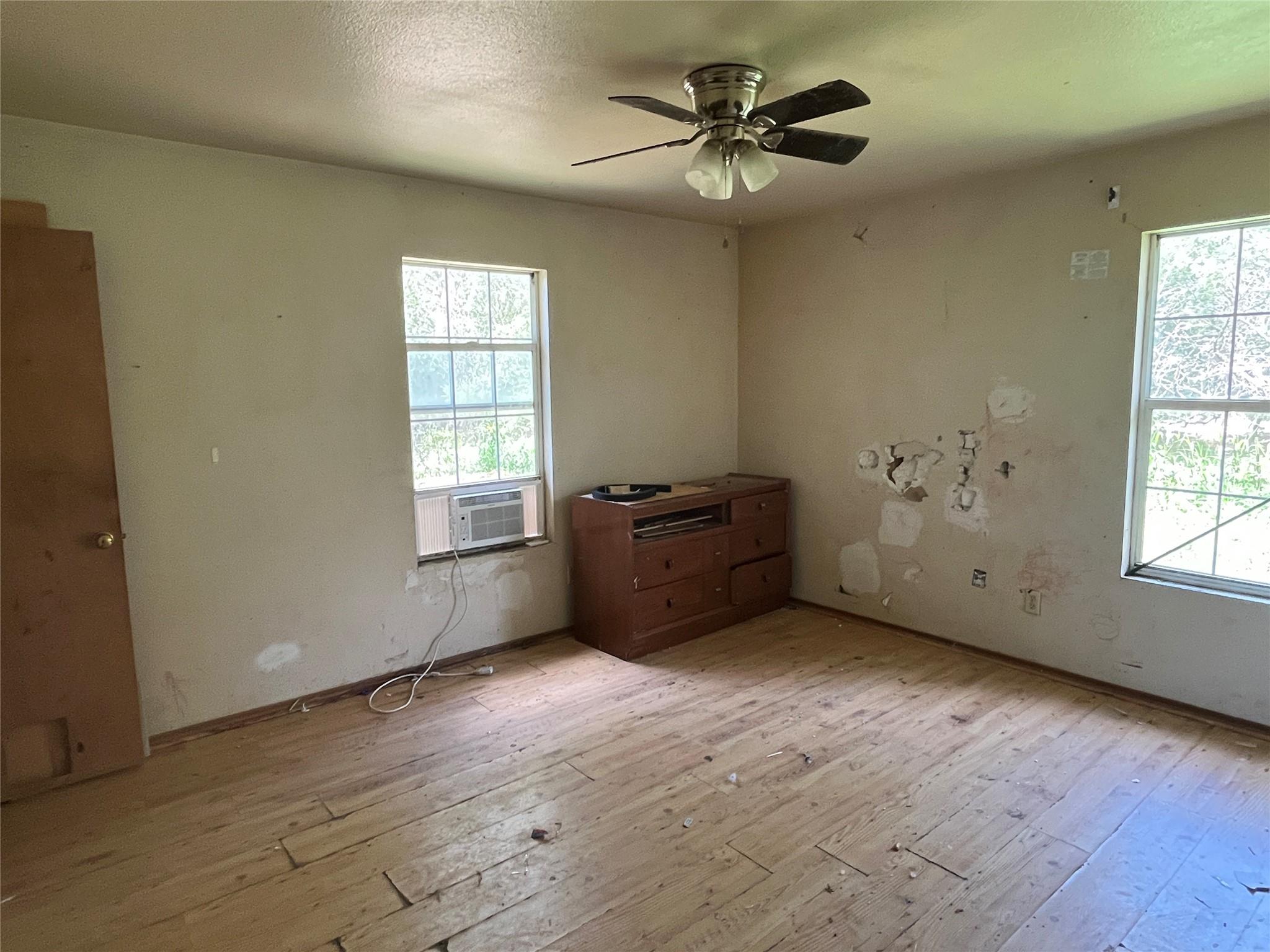 354 Lower Red Rock Rd, Bastrop, TX 78602