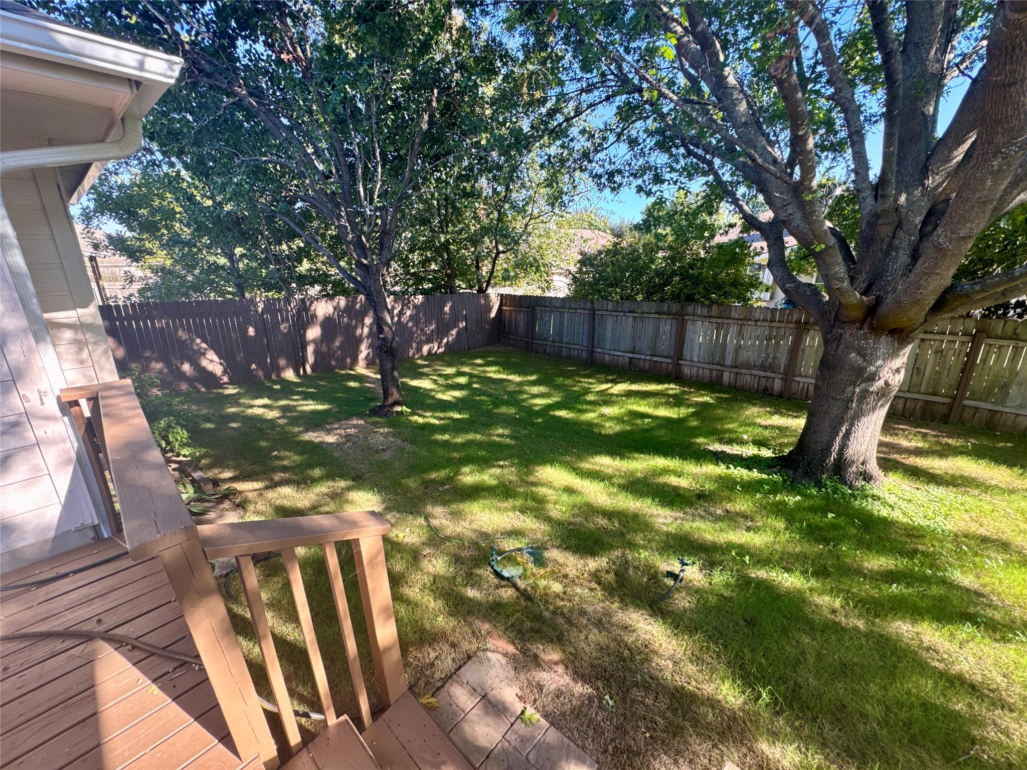 612 Thrush Dr, Leander, TX 78641