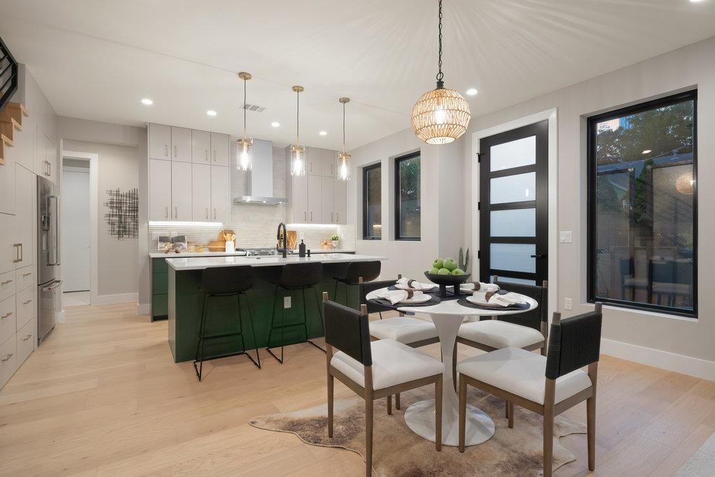 1401 E 3rd St # 1, Austin, TX 78702