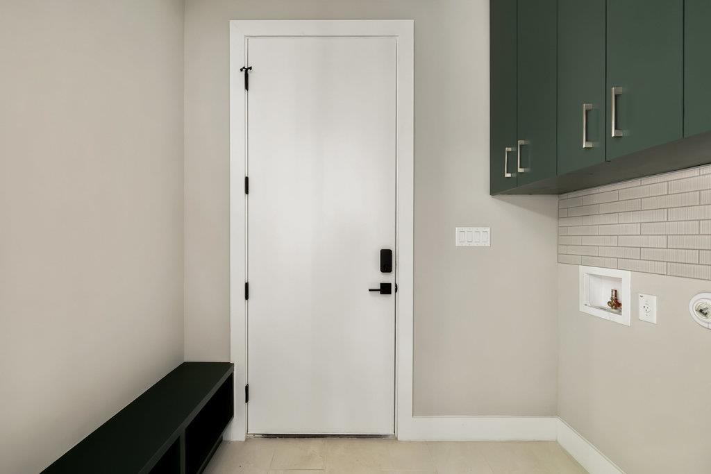 1401 E 3rd St # 1, Austin, TX 78702