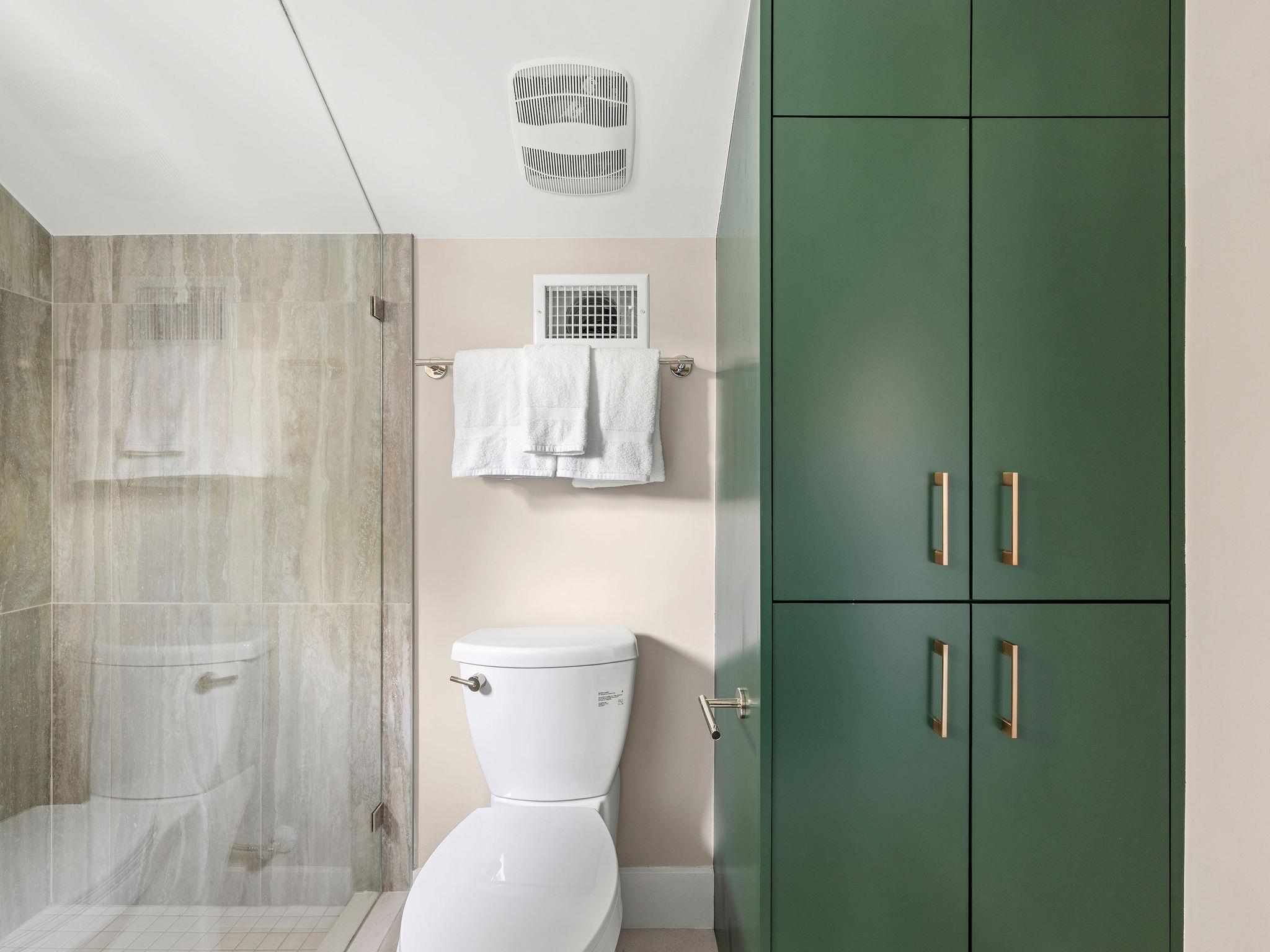 1401 E 3rd St # 2, Austin, TX 78702