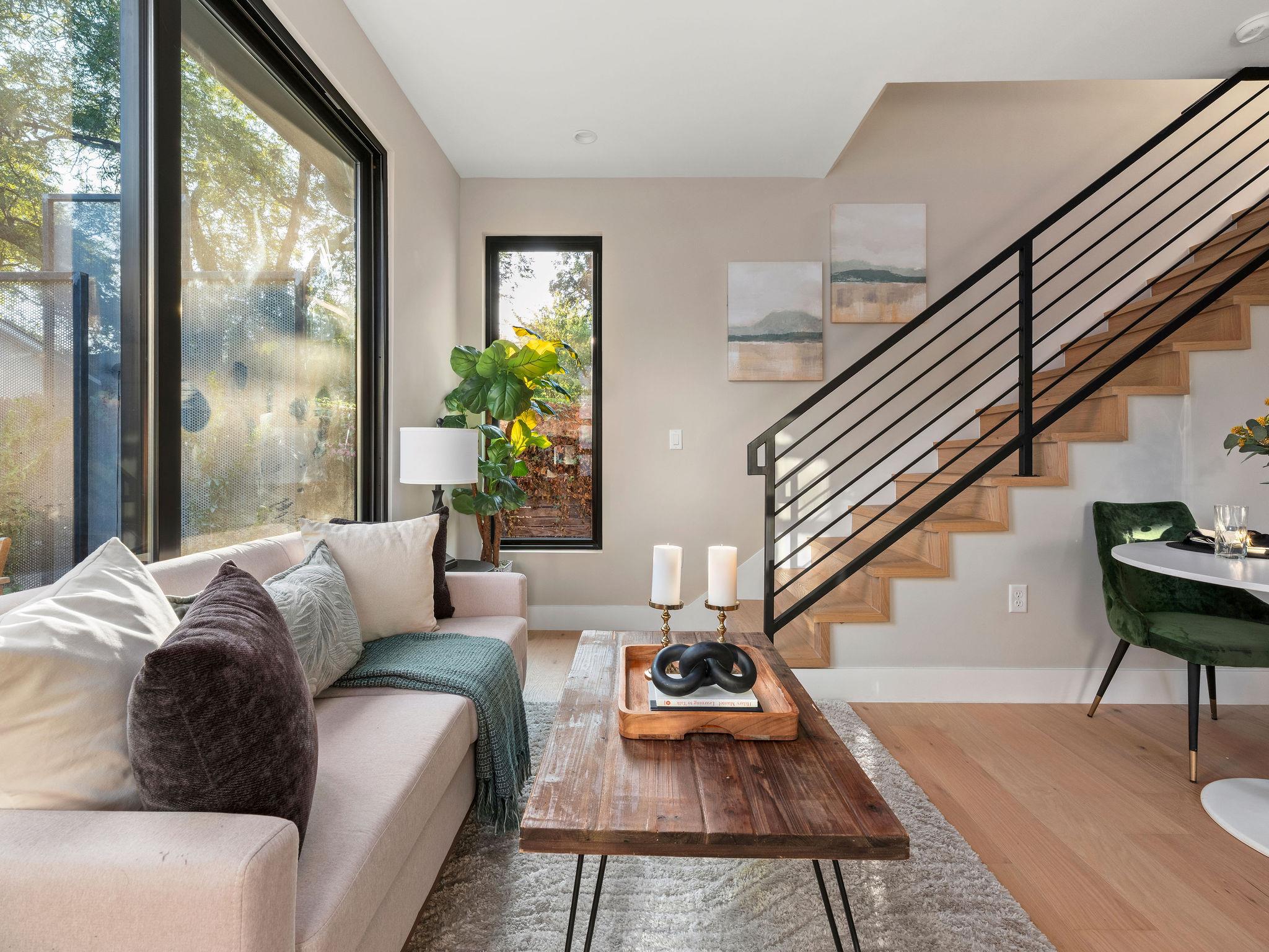 1401 E 3rd St # 2, Austin, TX 78702