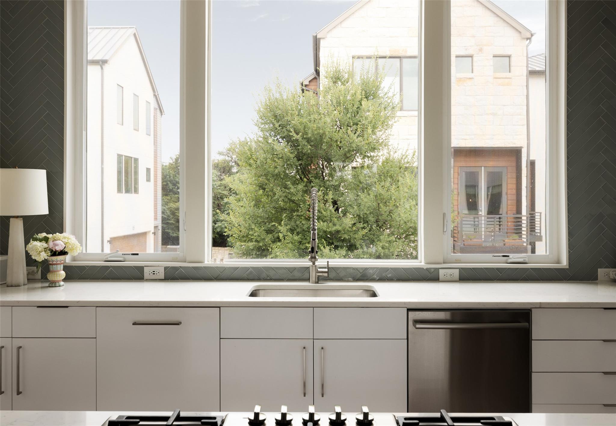 3100 Menchaca Rd # 10, Austin, TX 78704