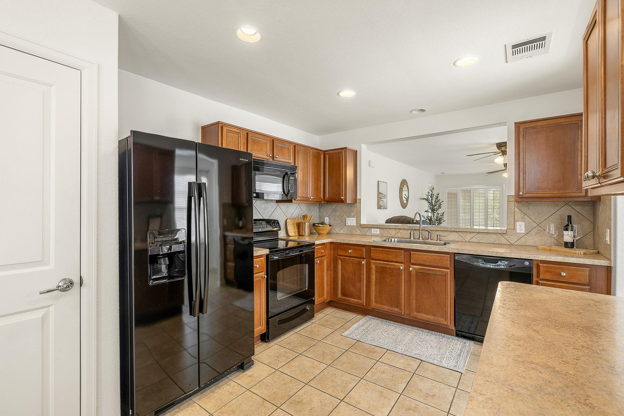 607 Salt Creek Ln, Georgetown, TX 78633