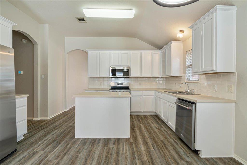 2020 Rachel Ln, Round Rock, TX 78664