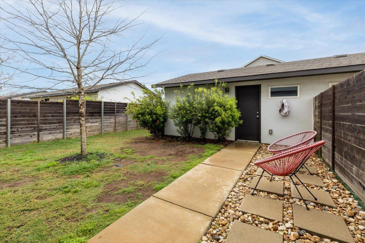 5501 - A Charles Merle Dr, Austin, TX 78747