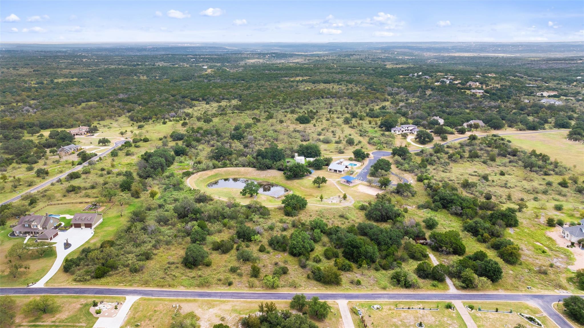 108 Cross Trl, Spicewood, TX 78669