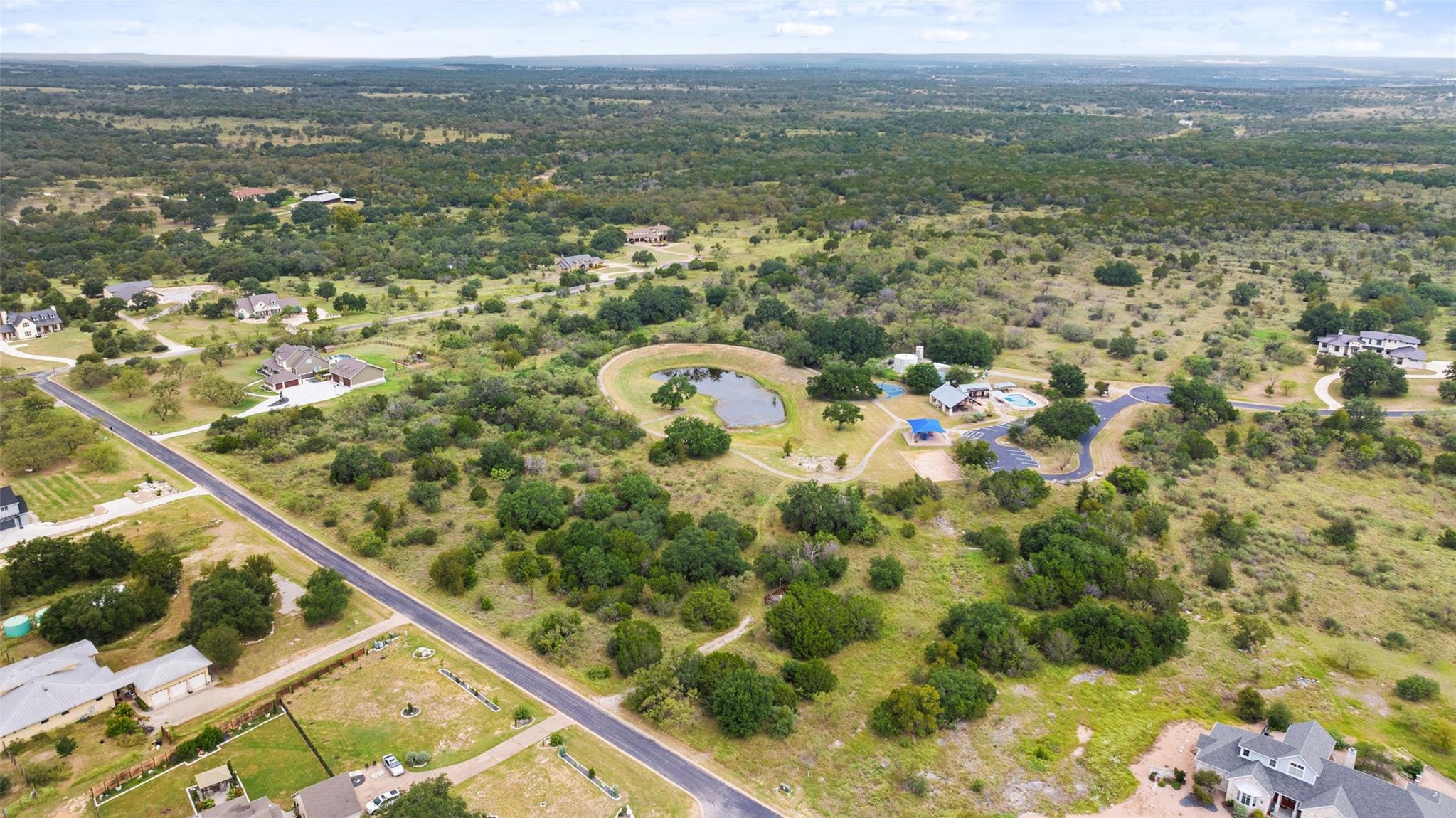 108 Cross Trl, Spicewood, TX 78669