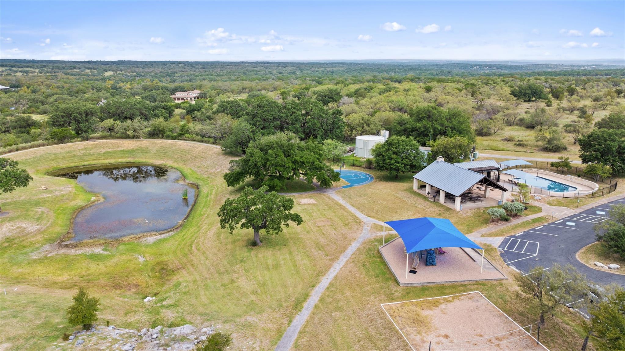 108 Cross Trl, Spicewood, TX 78669