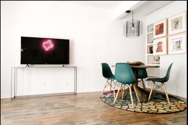 1510 6th St W # 110, Austin, TX 78703