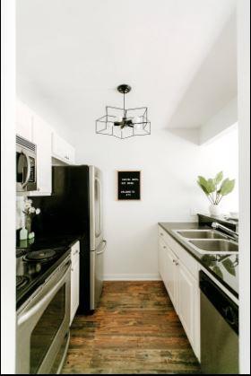 1510 6th St W # 110, Austin, TX 78703