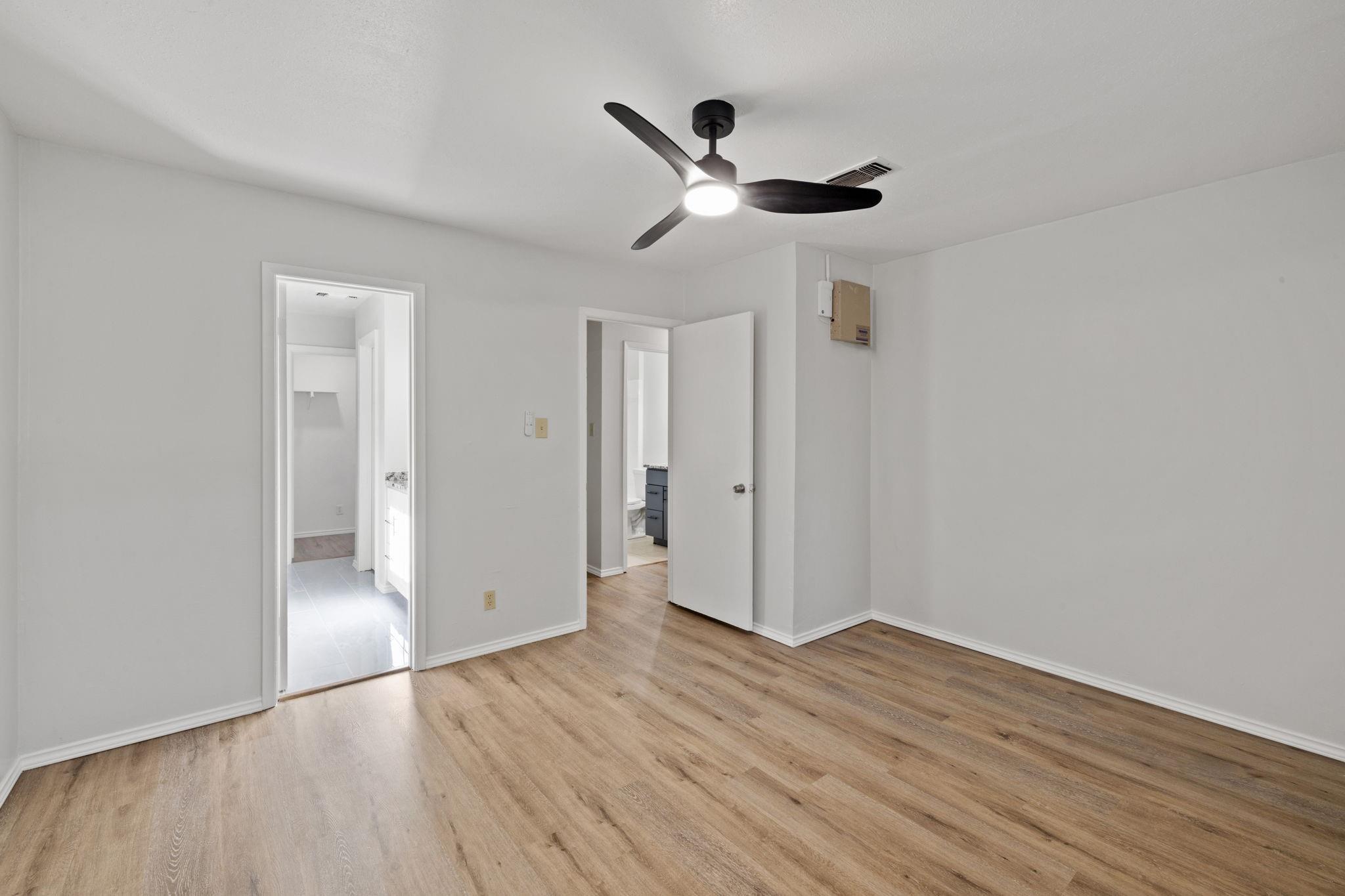 10001 Woodglen Dr, Austin, TX 78753