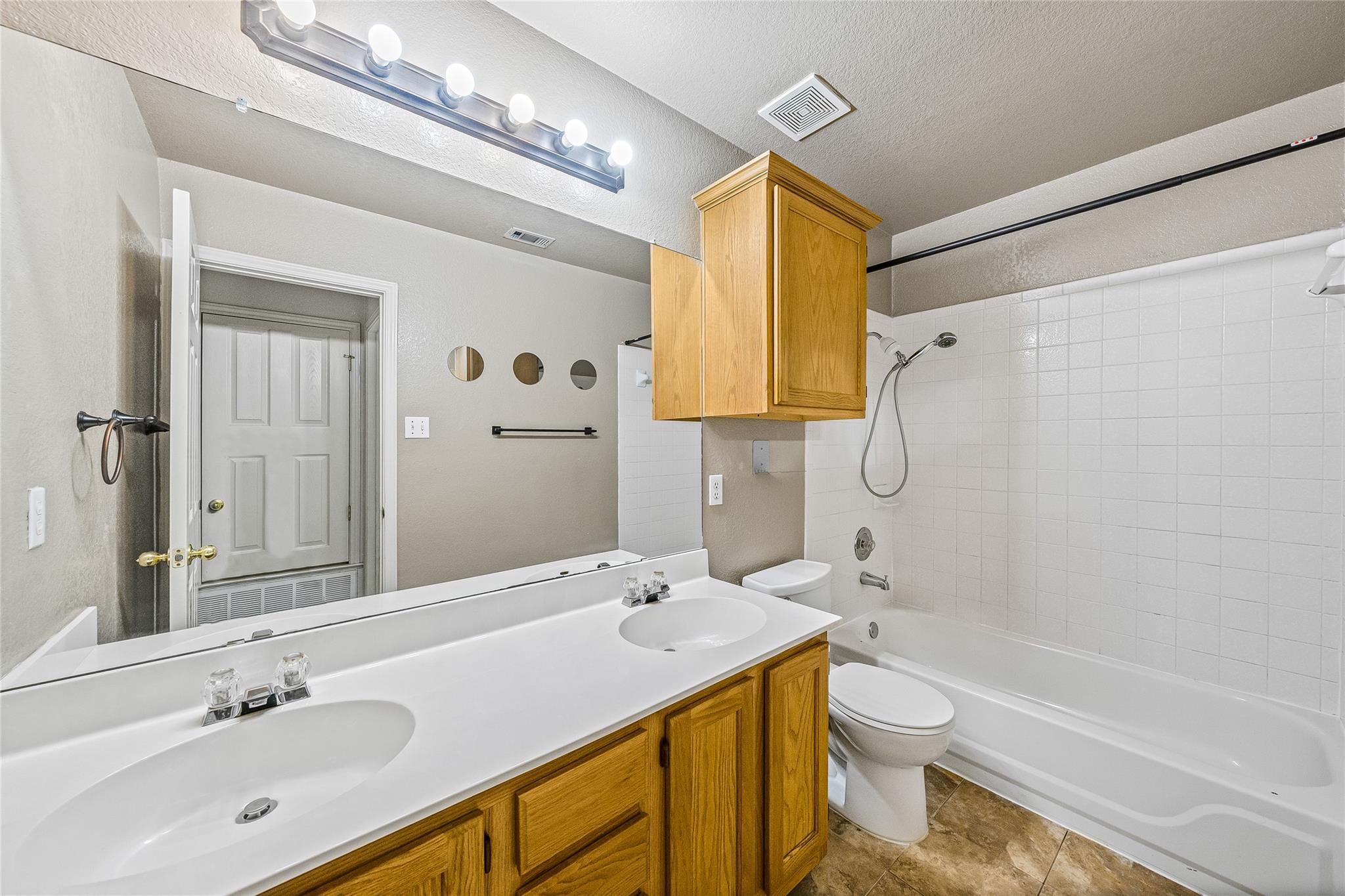 4212 Walling Forge Dr, Austin, TX 78727