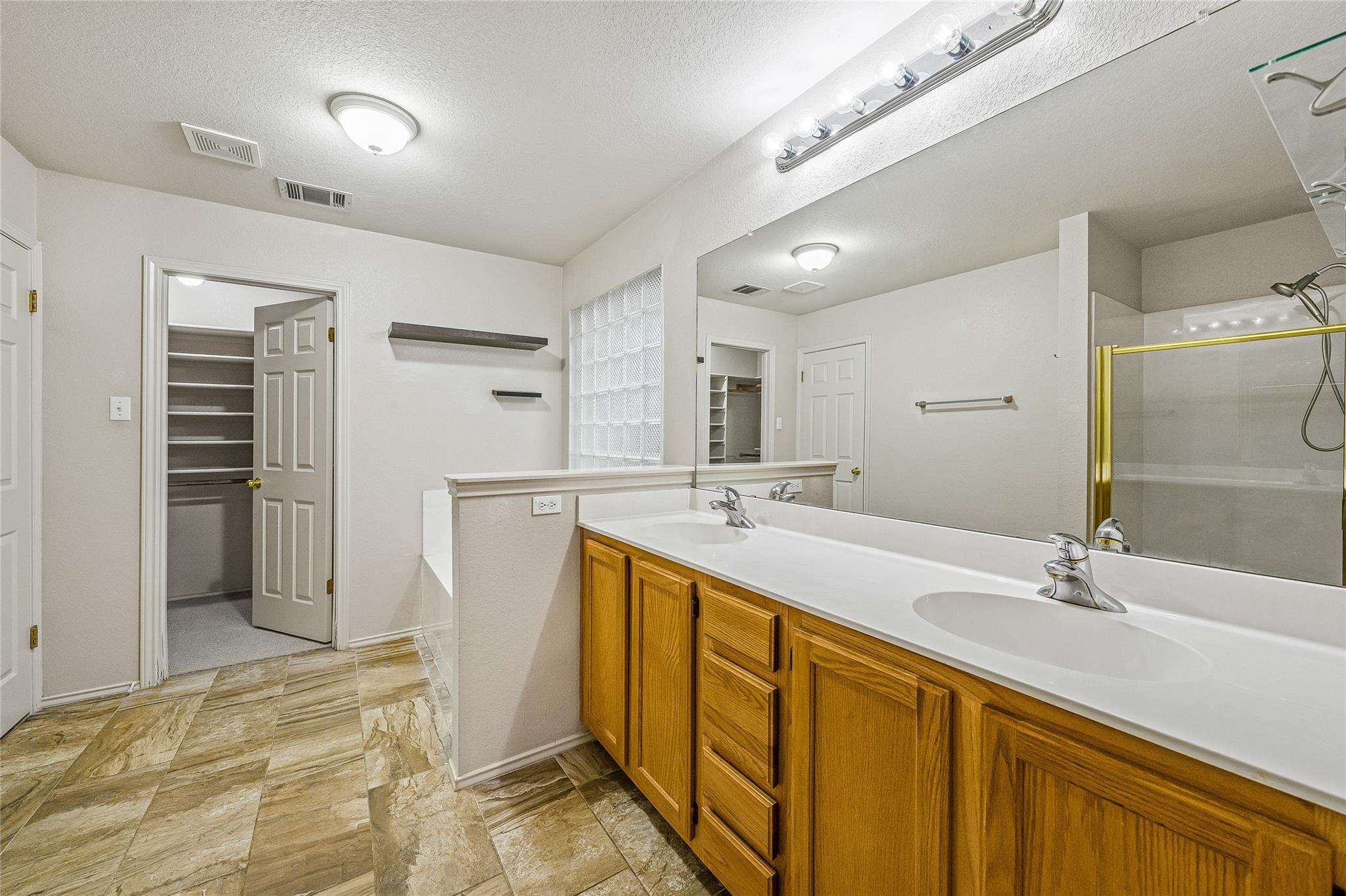 4212 Walling Forge Dr, Austin, TX 78727