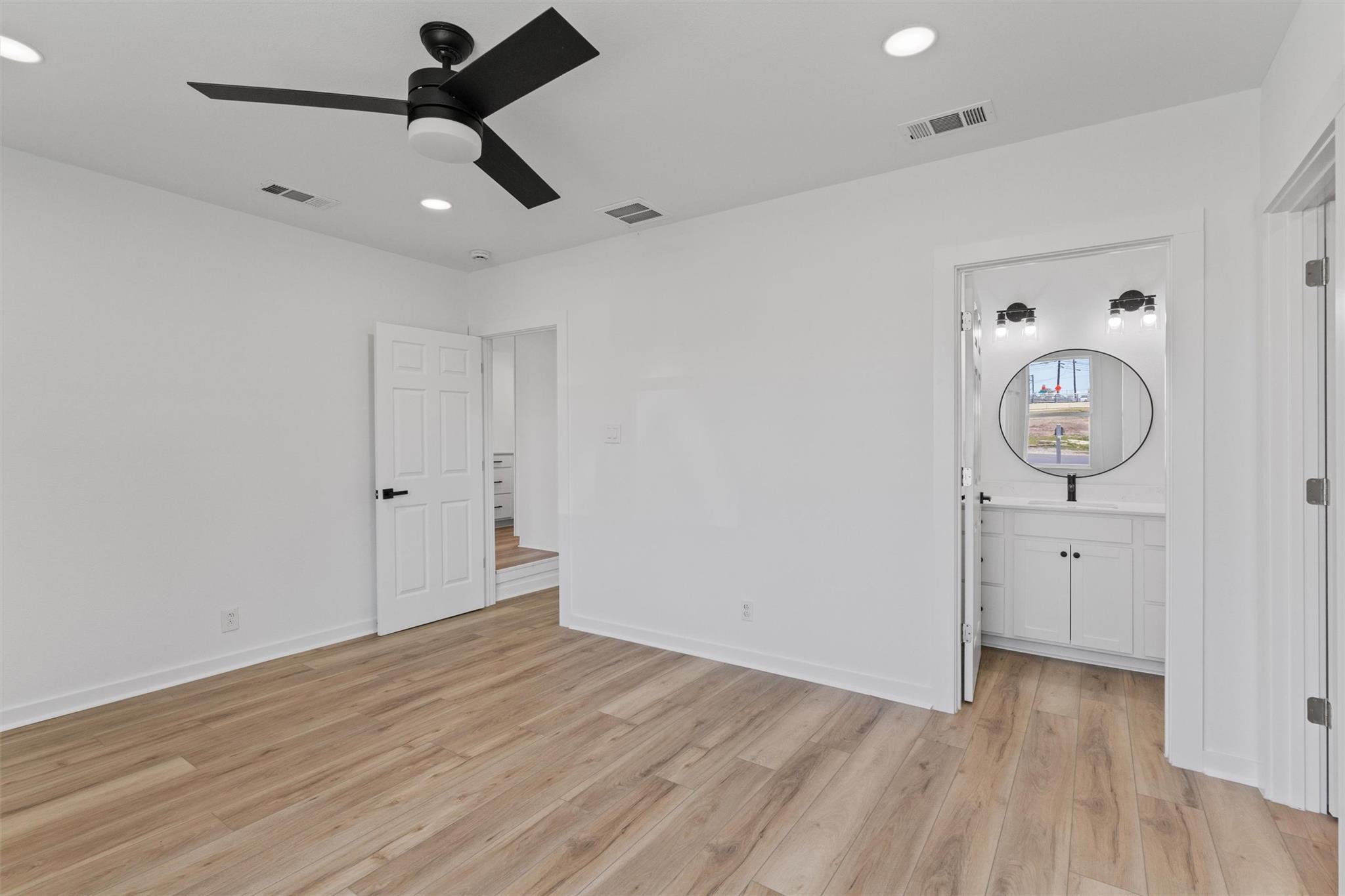 901 N Church St W, Georgetown, TX 78626