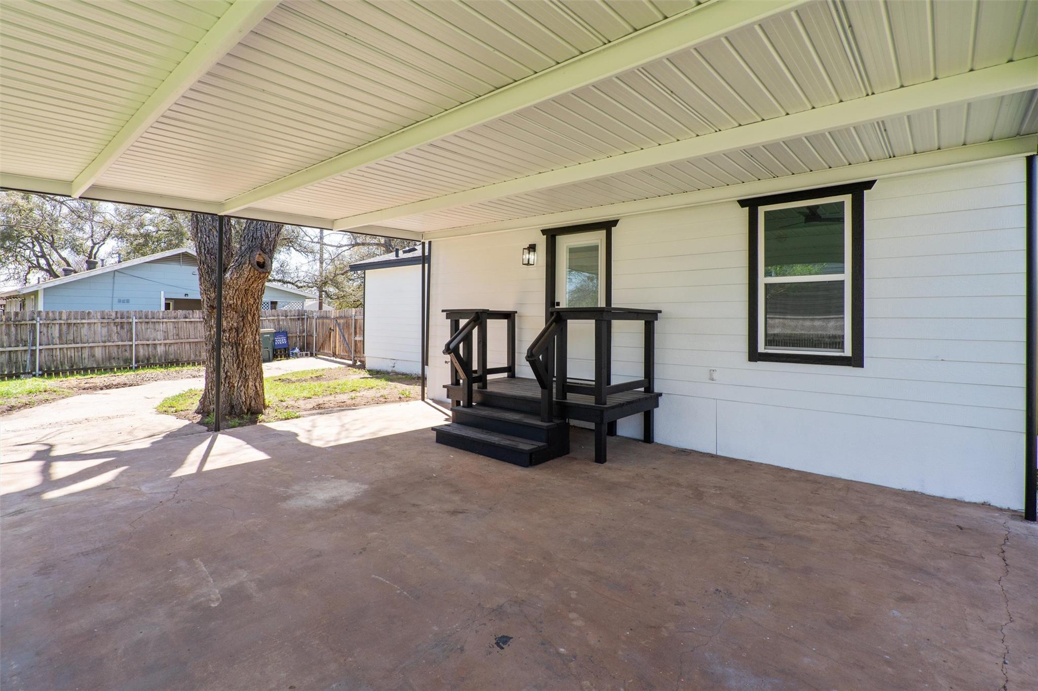 901 N Church St W, Georgetown, TX 78626