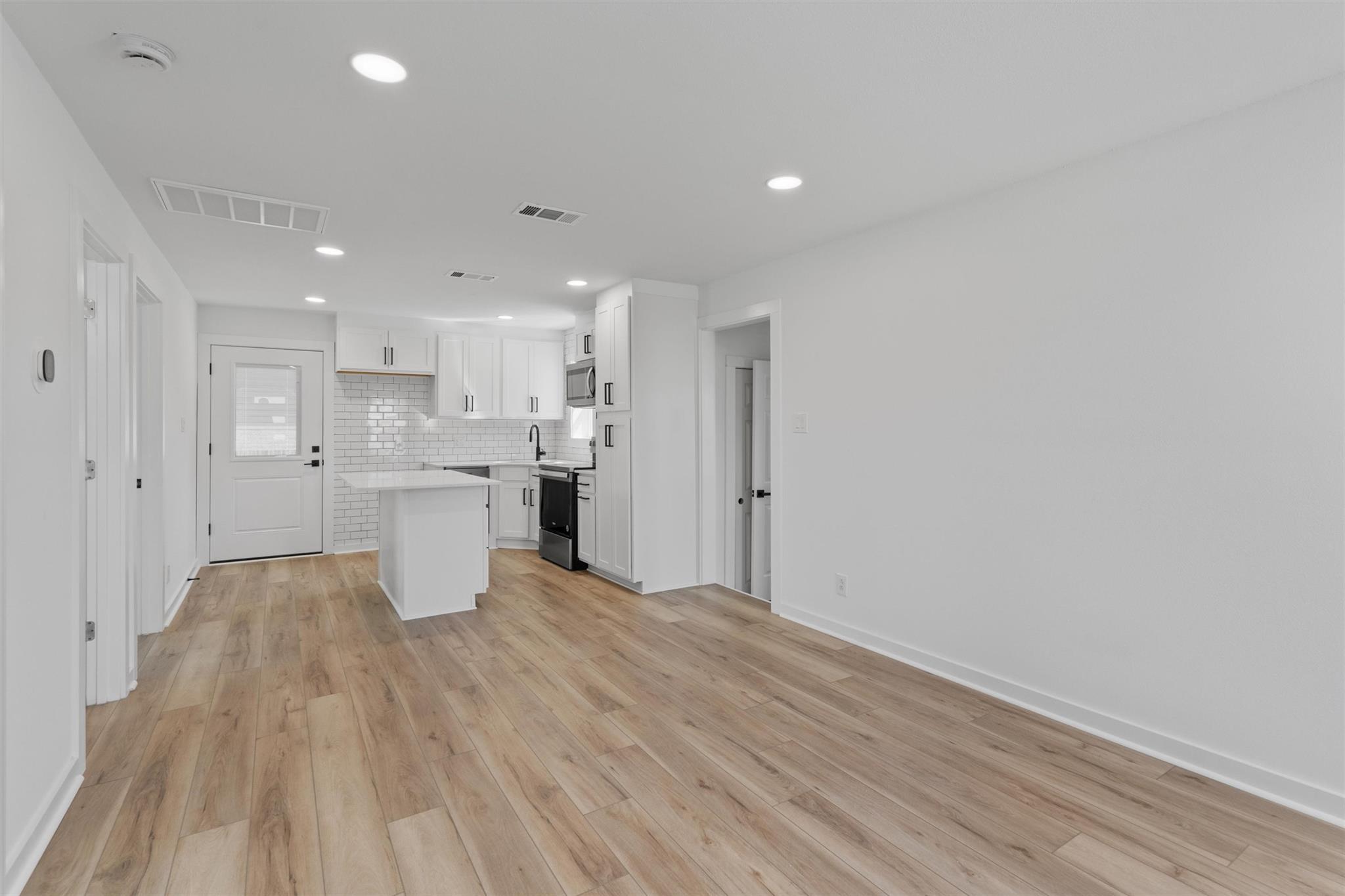901 N Church St W, Georgetown, TX 78626