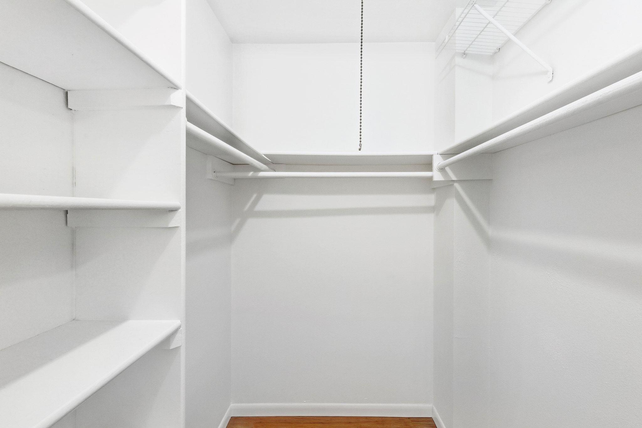 6210 Shadow Valley Dr, Austin, TX 78731