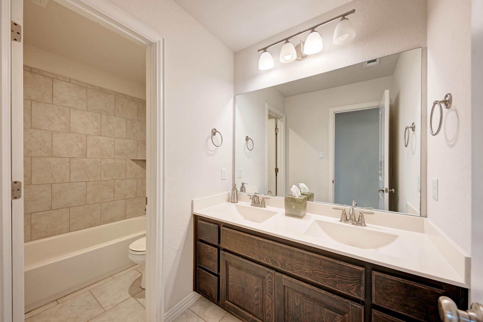 2953 Diego Dr, Round Rock, TX 78665