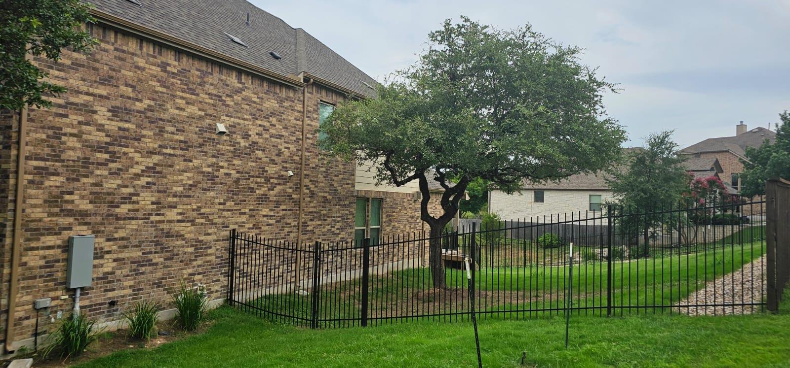 5321 Texas Bluebell Dr, Spicewood, TX 78669