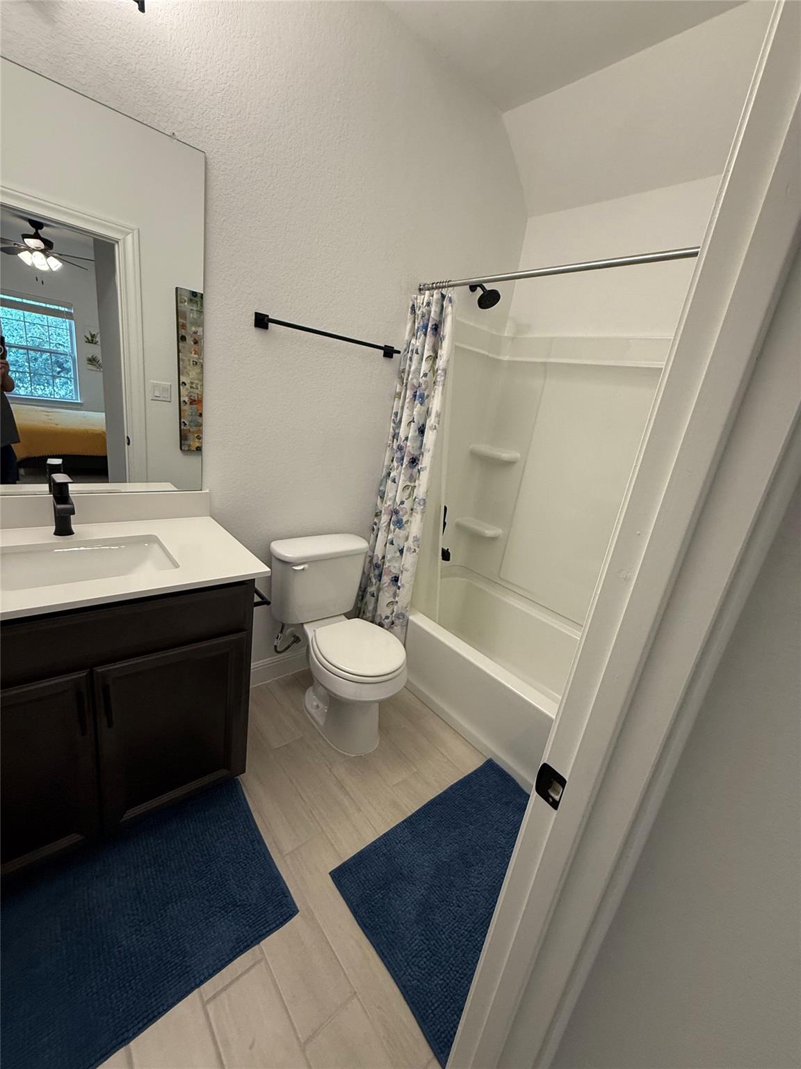 5321 Texas Bluebell Dr, Spicewood, TX 78669