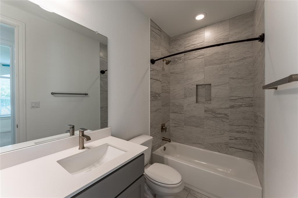 152 Limestone Dr, Georgetown, TX 78628