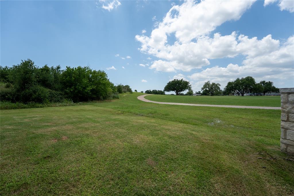 152 Limestone Dr, Georgetown, TX 78628