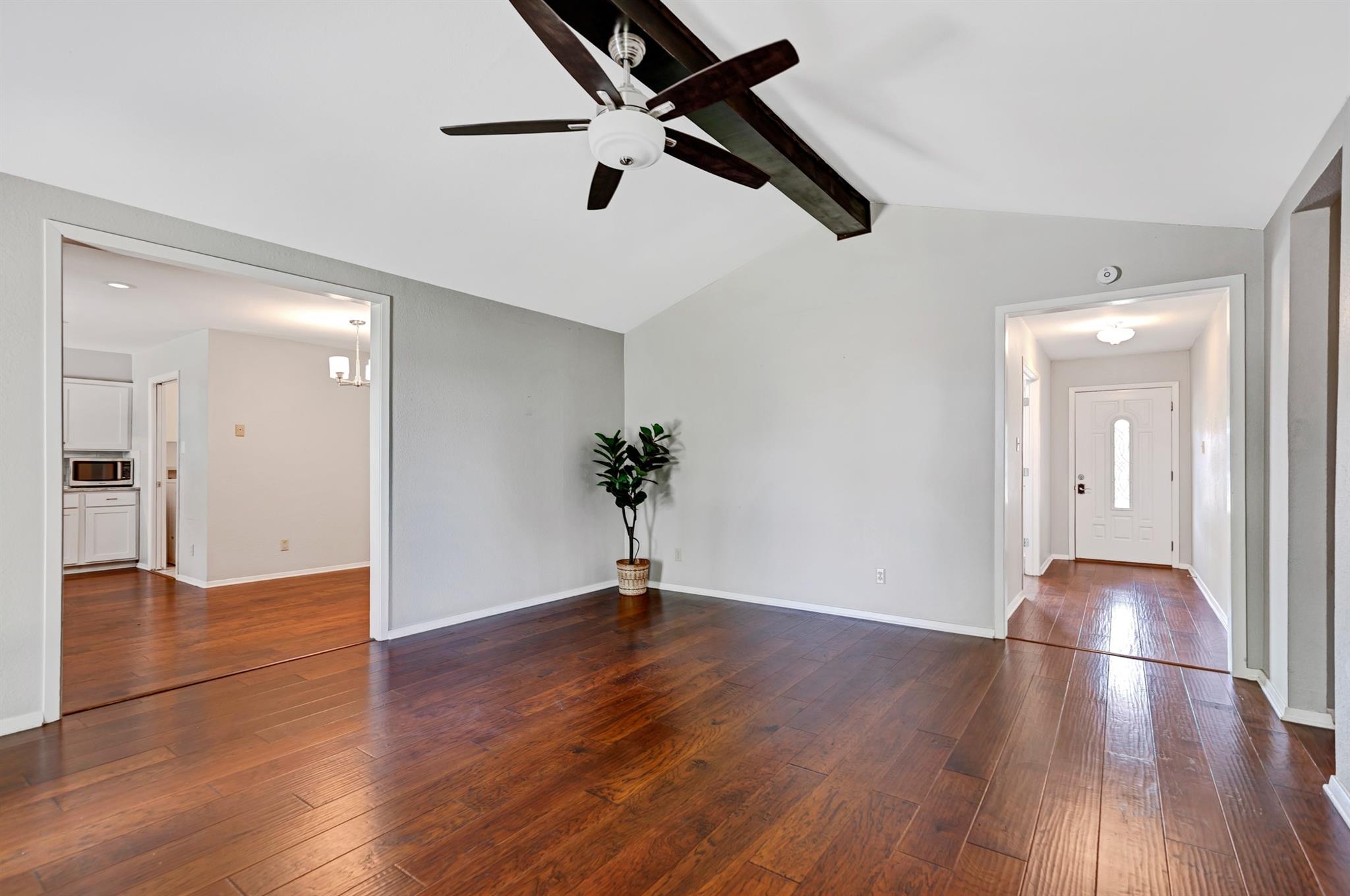 7402 Bucknell Dr, Austin, TX 78723