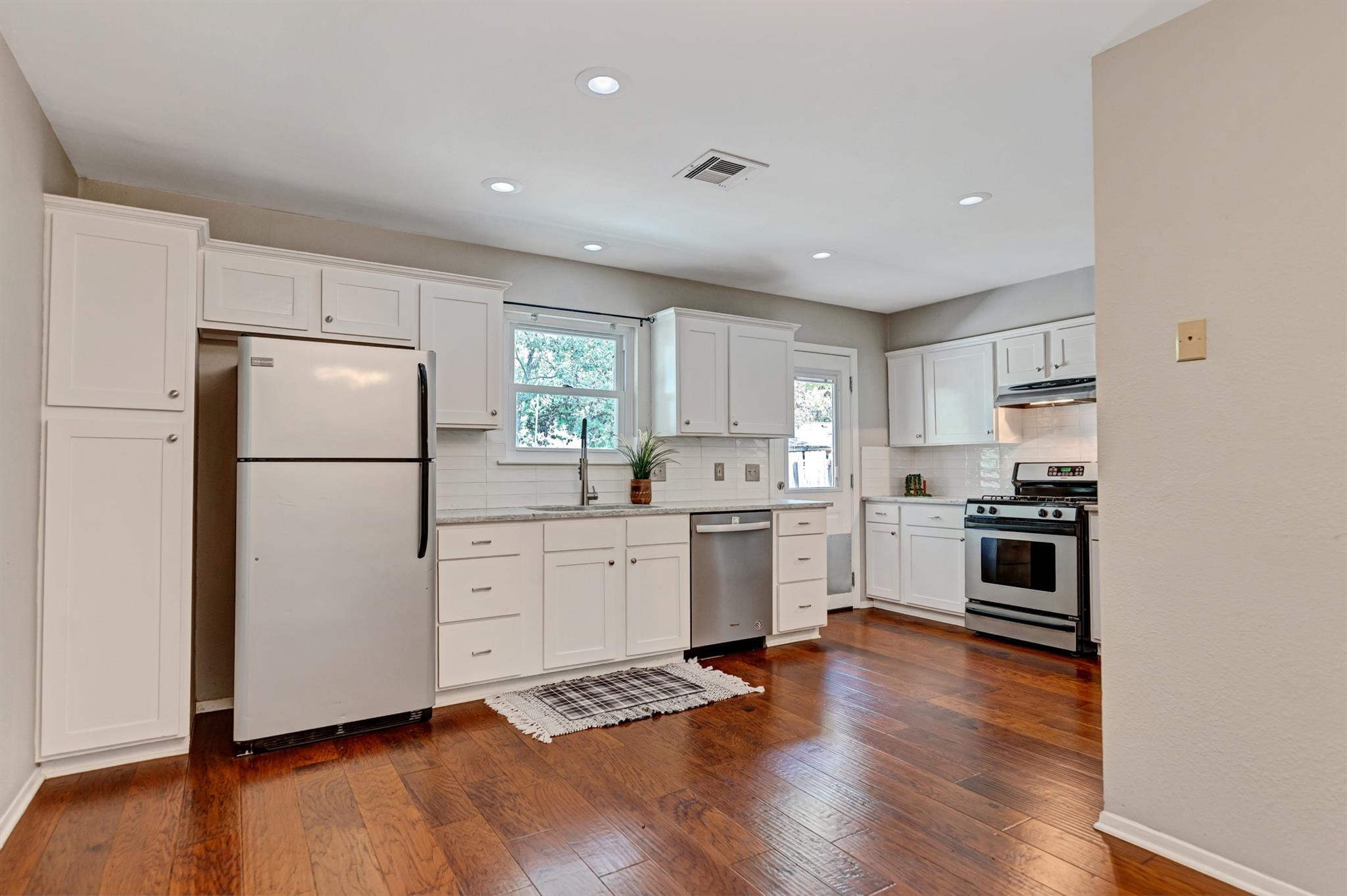 7402 Bucknell Dr, Austin, TX 78723