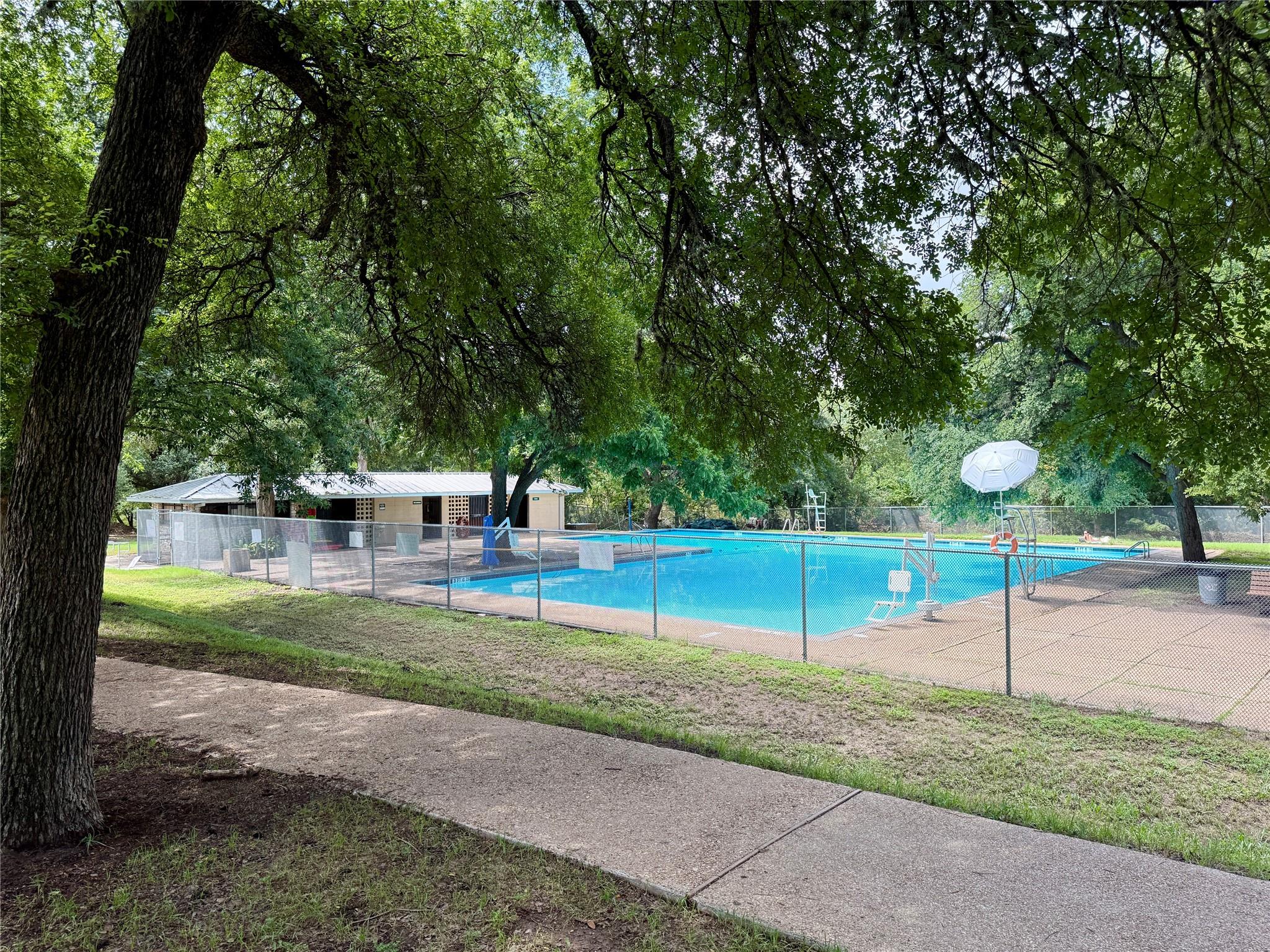 7402 Bucknell Dr, Austin, TX 78723