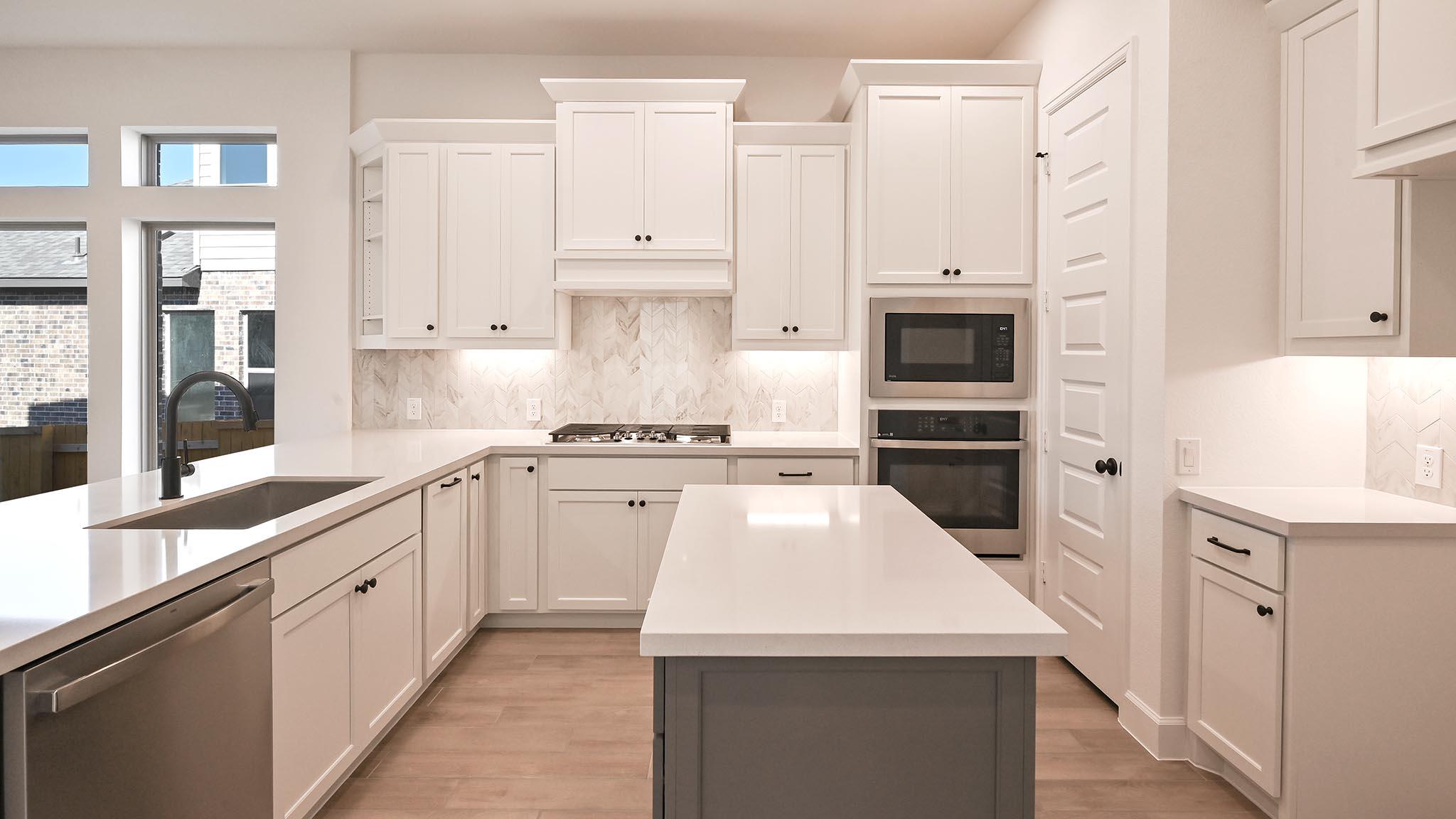 318 Prickly Poppy Loop, Kyle, TX 78640